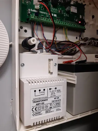 i-instal - Monitoring, Alarmy, Elektryka, Teleinformatyka